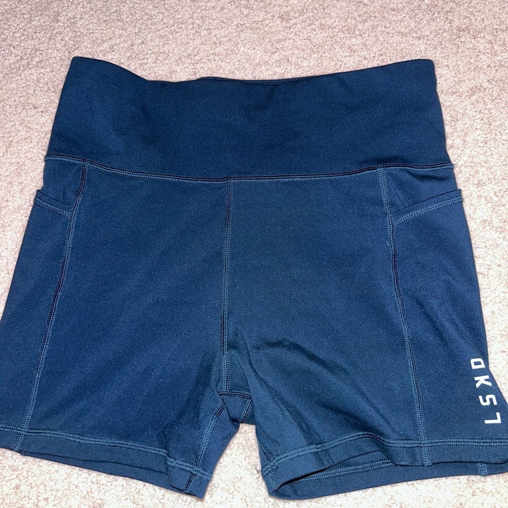 LSKD fusion x-length women’s shorts; teal; size large; barely worn